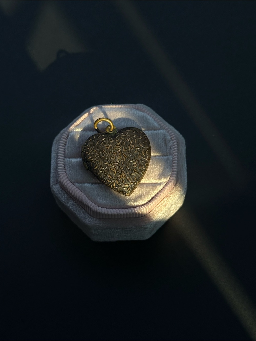 Vintage Etched Floral Heart Locket Pendant in Antique Gold tone
